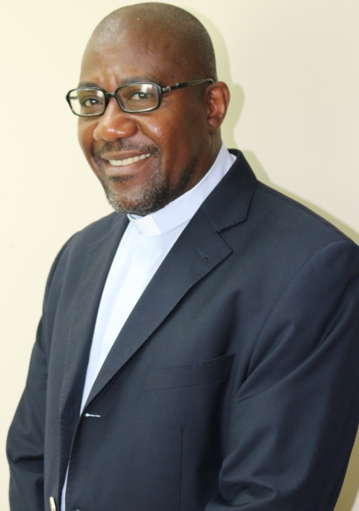 Pe. Othon Etienne ok