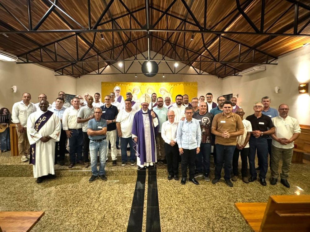 Candidatos ao Diaconado Permanente são instituídos no Ministério de Leitor