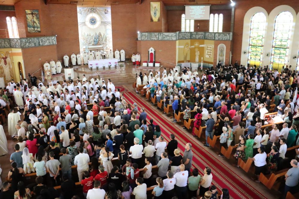 Abertura do Ano Jubilar “Peregrinos de Esperança” na Diocese de Umuarama