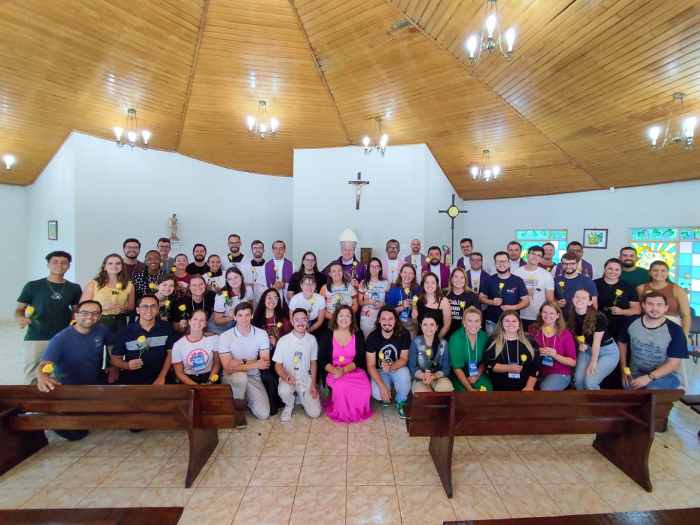 Encontro reúne lideranças da Pastoral Juvenil no Paraná