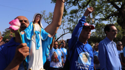 Jubileu e Encontro Diocesano do Terço dos Homens movimenta Cruzeiro do Oeste