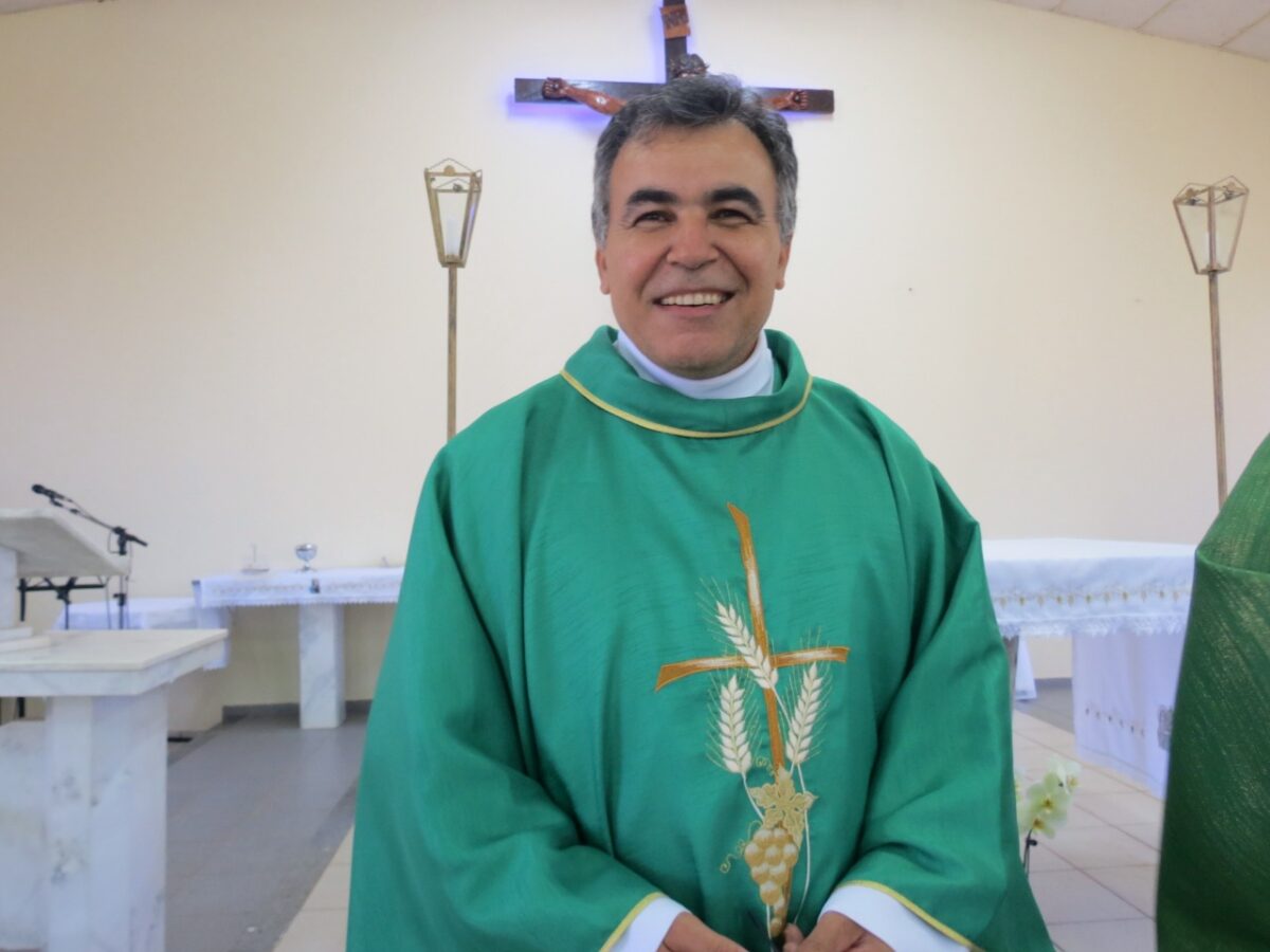 Diac. Adriano Barradas paroquia santa clara